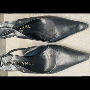Chanel Vintage Leather Slingback Pumps